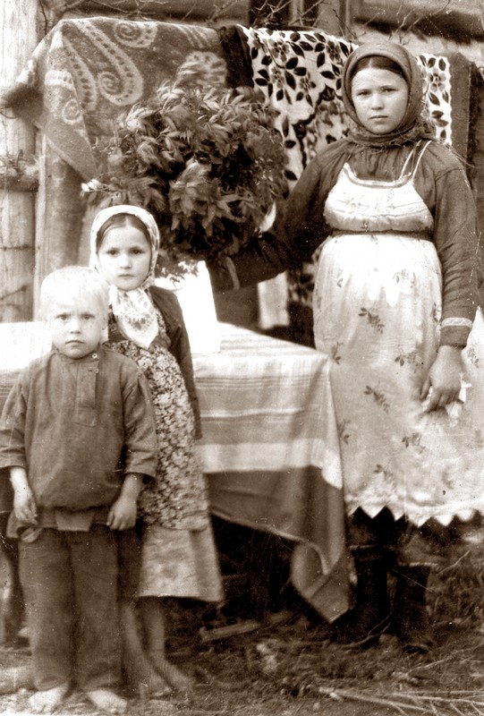 Дети староверов. п. Тавлинка, Хабаровский край. 1960-е 
