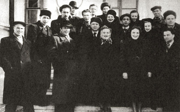Гастрольная группа артистов Магаданского театра. 1950-е 