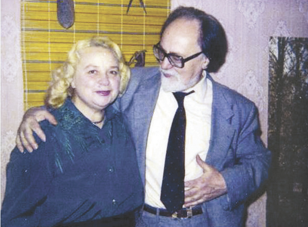 С Николаем Николаевичем Диковым. 1994 