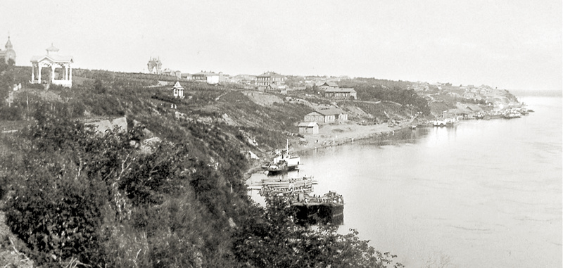 Вид на город с утеса. Фото 1890-х