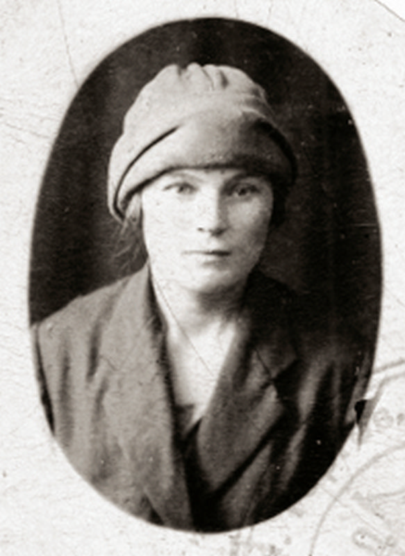 Анна Щербановская –  мать Олега