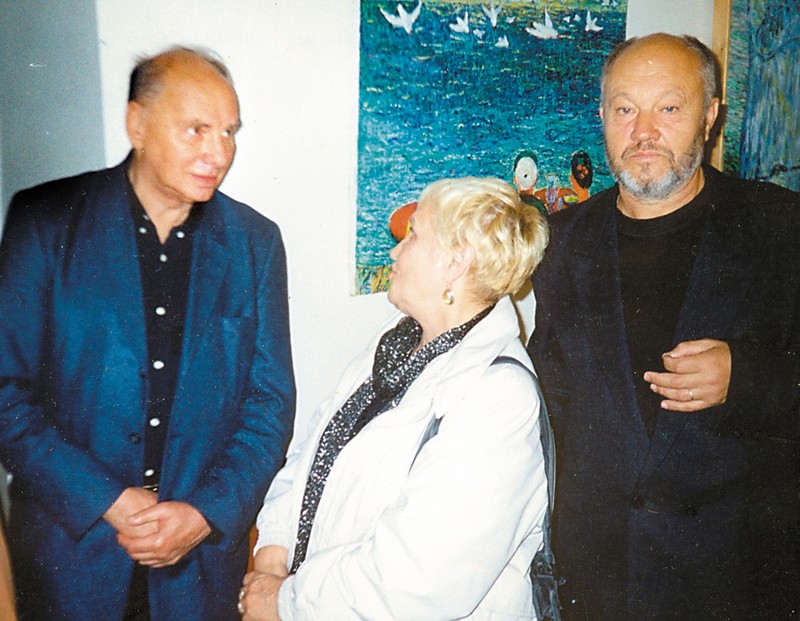 Ирина Никифорова с Виталием Вульфом и Алексеем Плаксием  в Москве в Доме-музее М. Цветаевой. 2001
