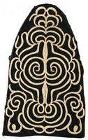 Вырезной орнамент, наклеенный на ткань. Сложная зооморфная символика. Возможно, предназначался для украшения спинки женского праздничного халата амири 