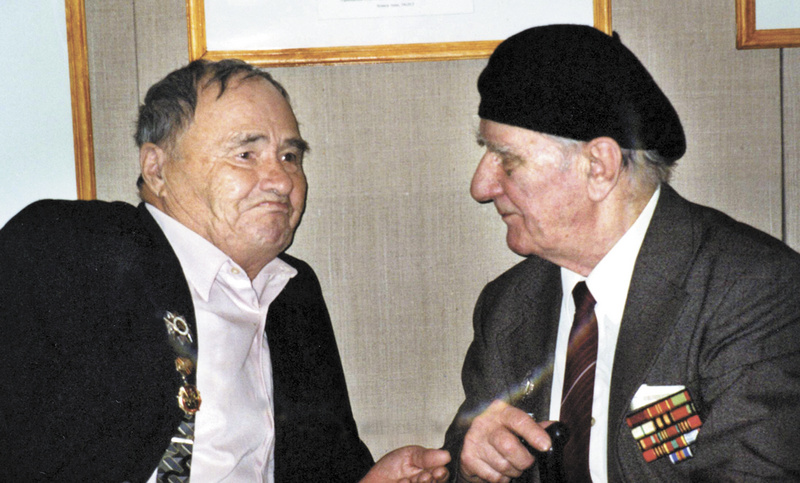 Сергей Алексеевич Бородин и Василий Евтропович Романов. 2001