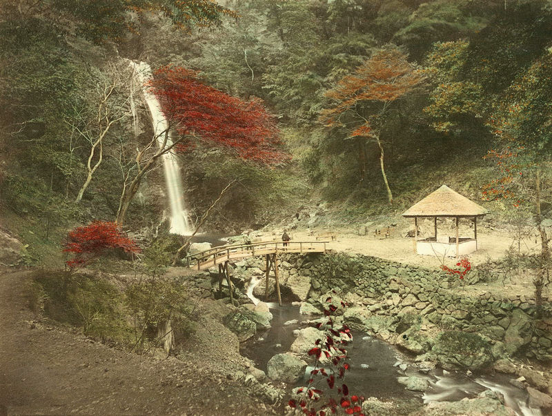 Неизвестный автор. Водопад Мино близ Кобе.  1880–90-е. Альбуминовый отпечаток, раскраска. Из собрания МАММ